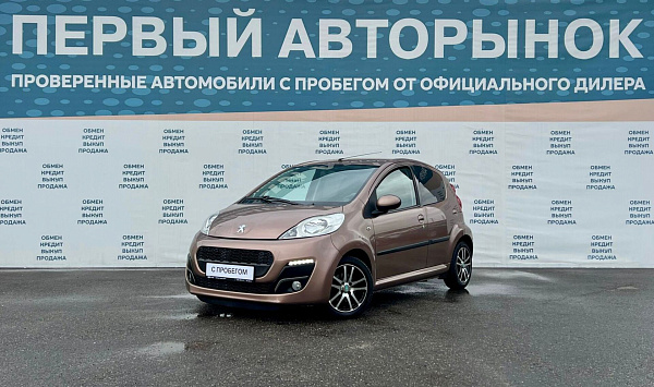 Peugeot 107, 2013г., передний привод, автомат