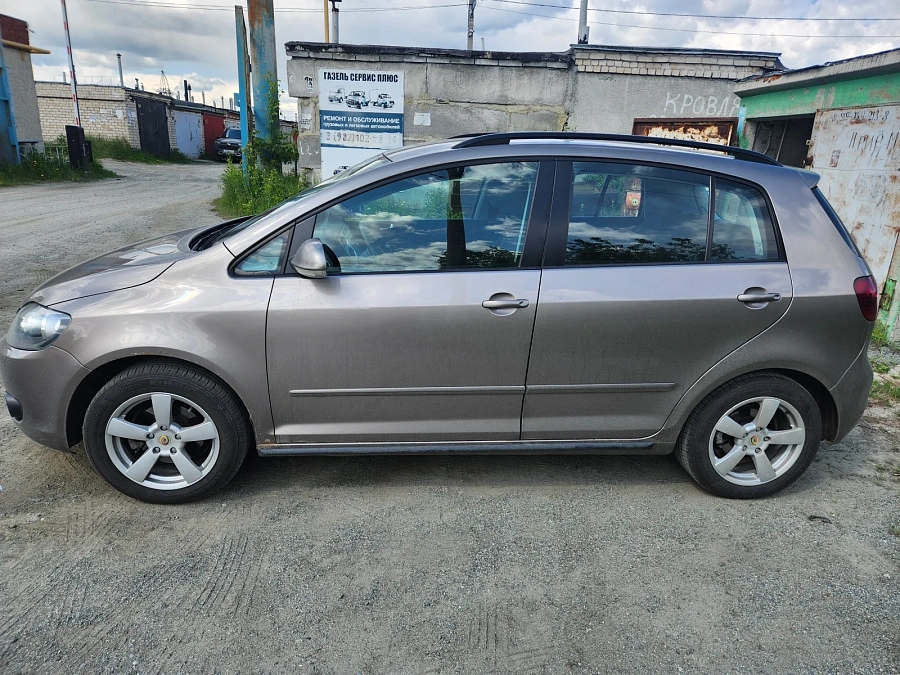Volkswagen Golf Plus, 2012г., передний привод, механика