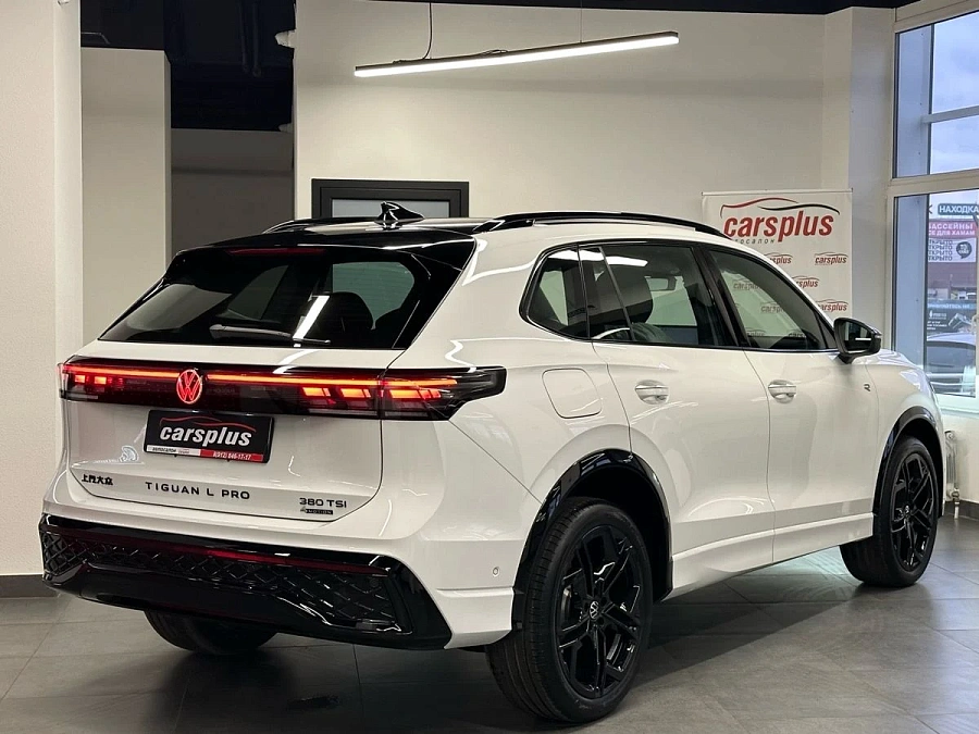 Volkswagen Tiguan, 2025г., полный привод, робот
