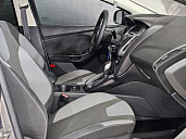Ford Focus, 2011г., передний привод, робот