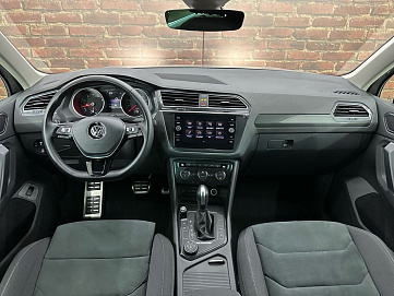 Volkswagen Tiguan, 2019г, полный привод, робот