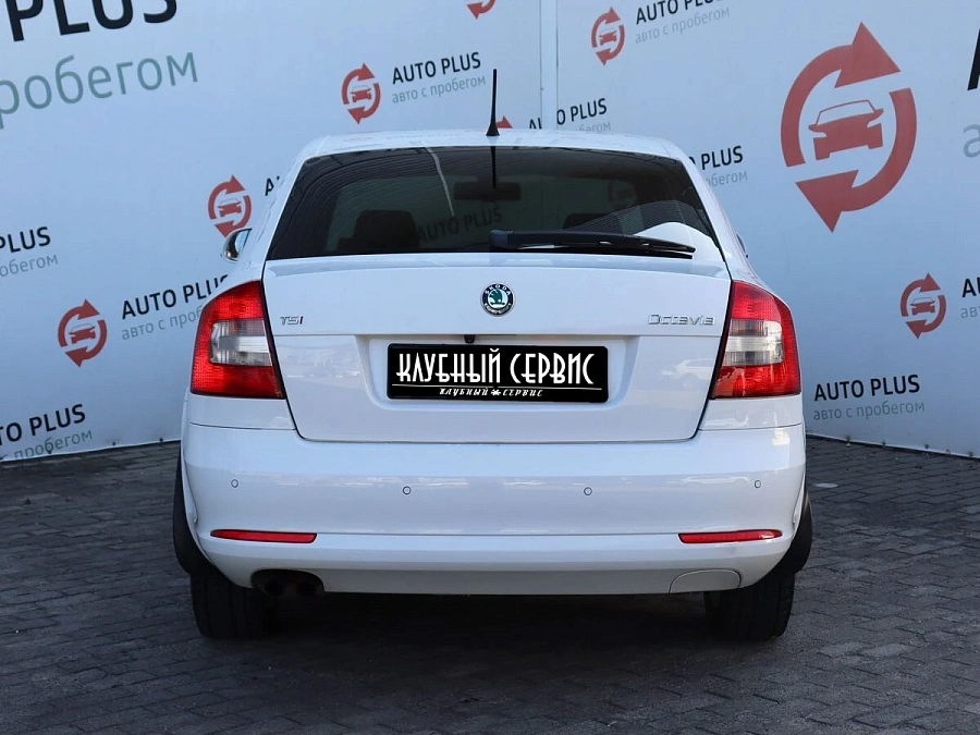Skoda Octavia, 2012г., передний привод, автомат