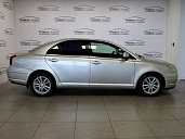 Toyota Avensis, 2005г., передний привод, механика