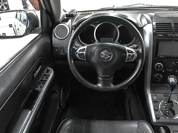 Suzuki Grand Vitara, 2010г, полный привод, автомат