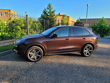 Porsche Cayenne, 2016г., полный привод, автомат