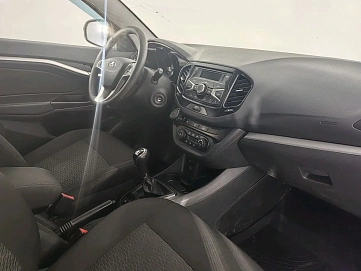 Lada (ВАЗ) Vesta, 2019г, передний привод, механика