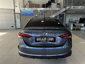 Hyundai Solaris, 2021г, передний привод, автомат