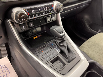 Toyota RAV4, 2024г, полный привод, вариатор