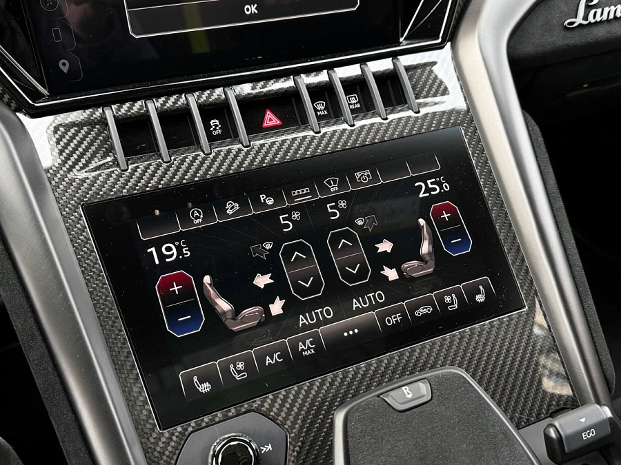 Lamborghini Urus, 2023г., полный привод, автомат