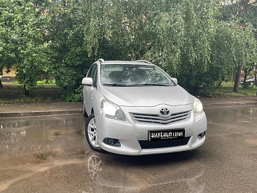 Toyota Verso, 2009г, передний привод, вариатор