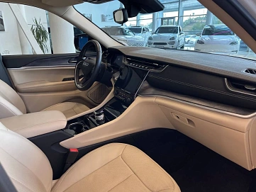 Jeep Grand Cherokee, 2022г, полный привод, автомат
