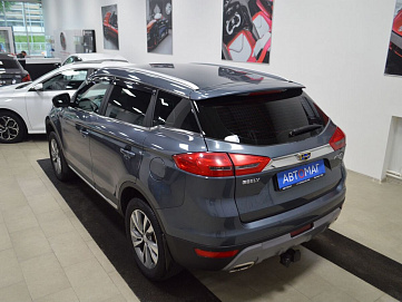 Geely Atlas, 2020г, передний привод, автомат