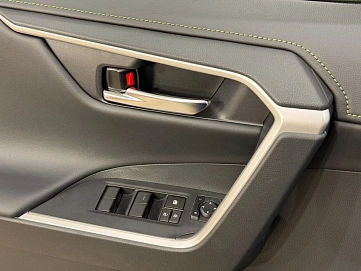 Toyota RAV4, 2025г, полный привод, вариатор