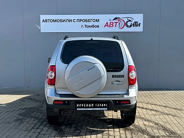 Chevrolet Niva, 2012г, полный привод, механика