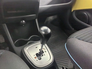 Peugeot 107, 2012г, передний привод, робот