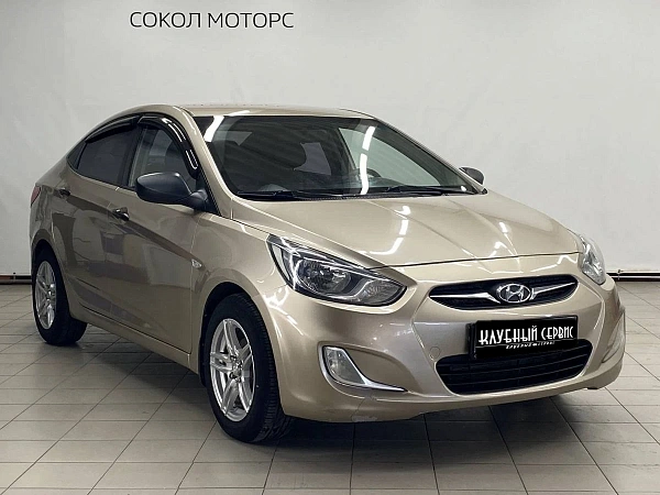 Hyundai Solaris, 2011г., передний привод, автомат