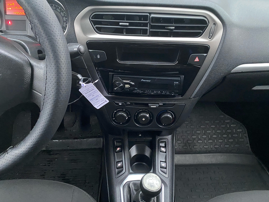 Peugeot 301, 2013г., передний привод, механика