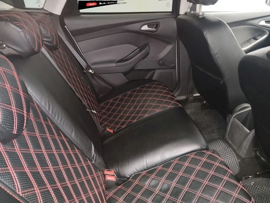 Ford Focus, 2011г., передний привод, механика