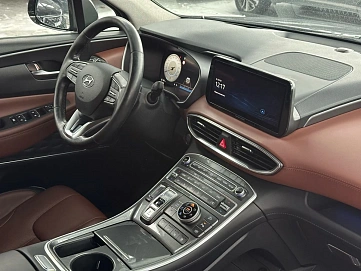 Hyundai Santa Fe, 2021г, полный привод, робот