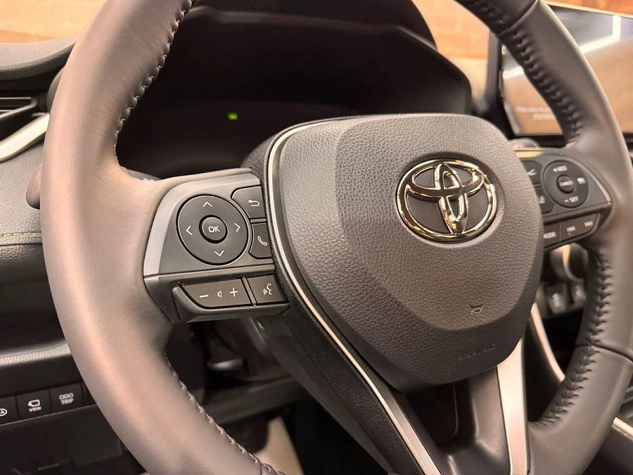 Toyota RAV4, 2025г., полный привод, вариатор