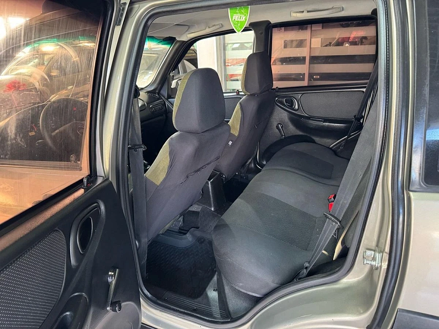Chevrolet Niva, 2011г., полный привод, механика