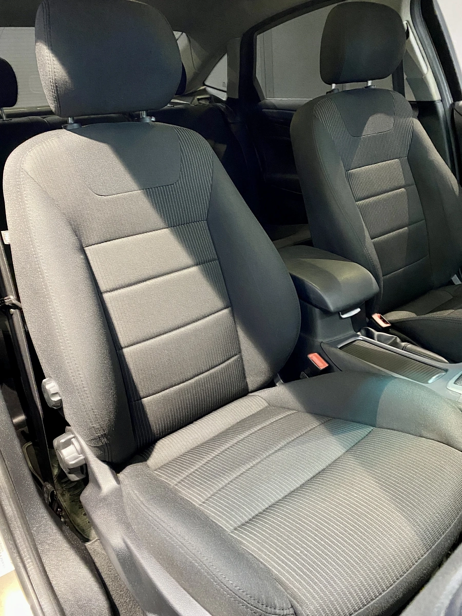 Ford Mondeo, 2012г., передний привод, робот