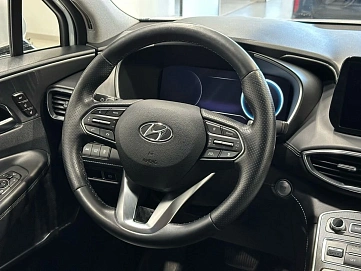 Hyundai Santa Fe, 2021г, полный привод, робот