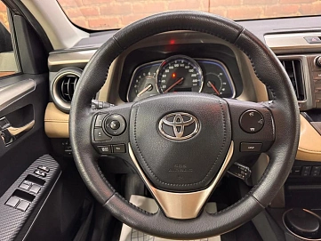 Toyota RAV4, 2014г, полный привод, автомат