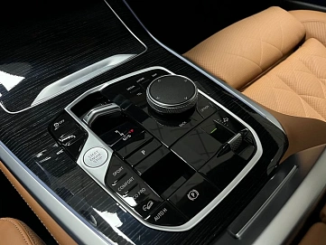 BMW X5, 2023г, полный привод, автомат