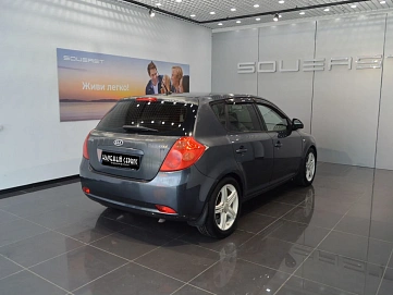 Kia Ceed, 2008г, передний привод, автомат