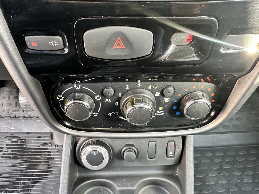 Renault Duster, 2012г., полный привод, автомат