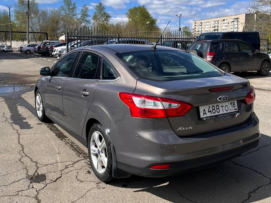 Ford Focus, 2012г., передний привод, автомат