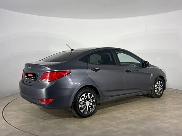 Hyundai Solaris, 2015г., передний привод, автомат
