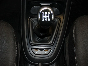 Lada (ВАЗ) Vesta, 2019г, передний привод, механика