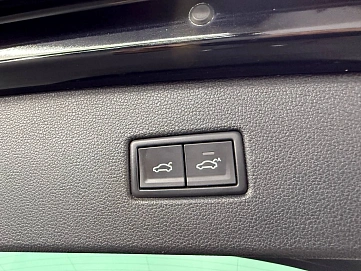 Volkswagen Tiguan, 2020г, полный привод, робот