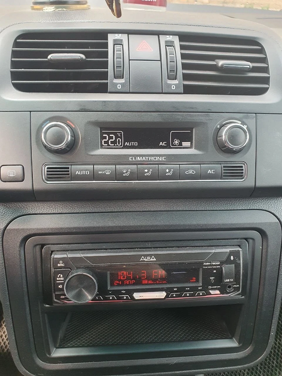 Skoda Fabia, 2011г., передний привод, механика