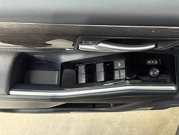 Toyota Highlander, 2025г, полный привод, автомат