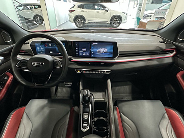 Geely Coolray, 2023г, передний привод, робот