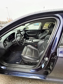 Kia Stinger, 2019г, полный привод, автомат