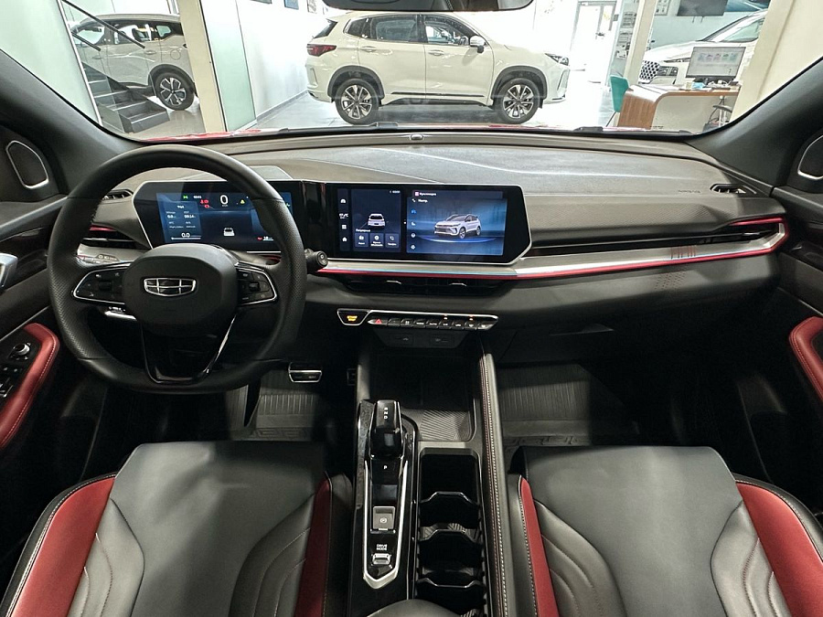 Geely Coolray, 2023г., передний привод, робот