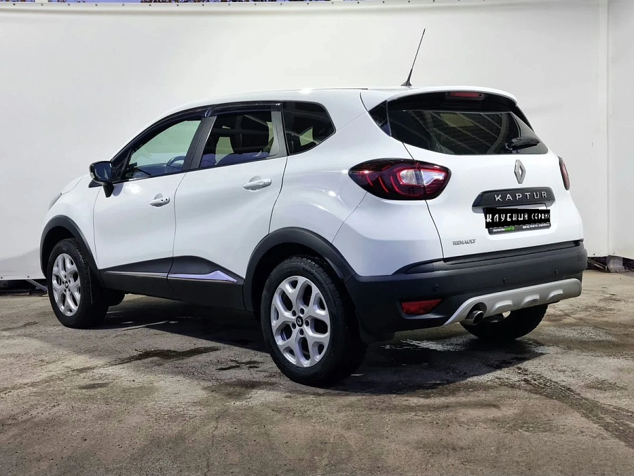 Renault Kaptur, 2017г., передний привод, вариатор