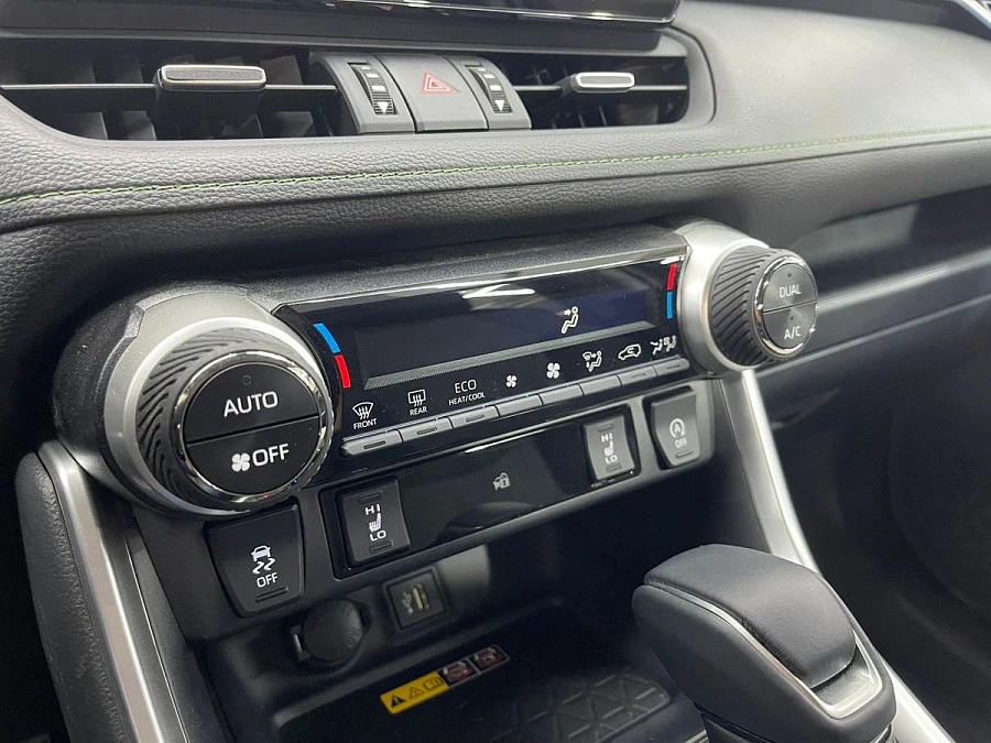 Toyota RAV4, 2025г., полный привод, вариатор