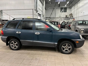Hyundai Santa Fe, 2001г, передний привод, автомат