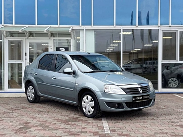 Renault Logan, 2011г, передний привод, автомат