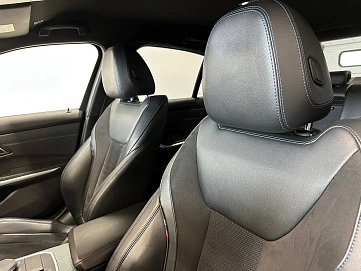 BMW 3 серии, 2019г, полный привод, автомат