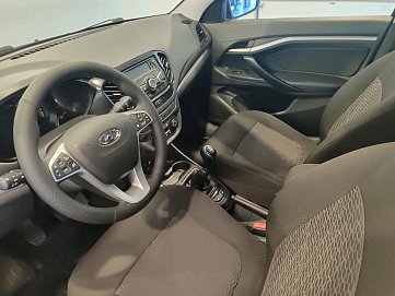 Lada (ВАЗ) Vesta, 2018г, передний привод, механика