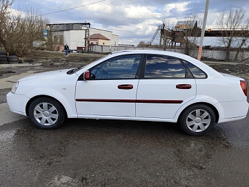 Chevrolet Lacetti, 2012г, передний привод, механика