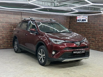 Toyota RAV4, 2019г, полный привод, вариатор