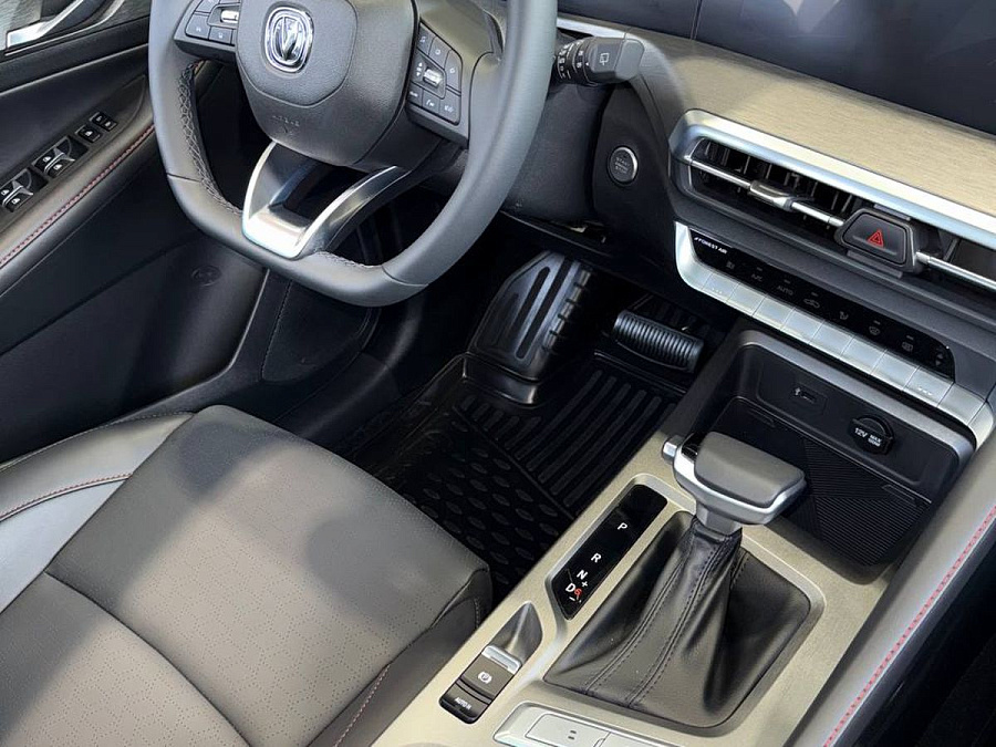 Changan , 2024г., передний привод, робот
