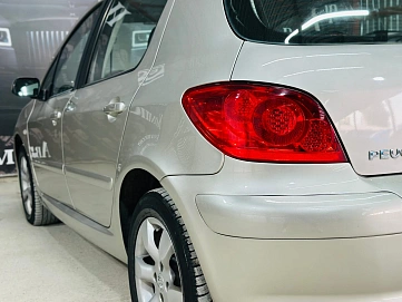 Peugeot 307, 2006г, передний привод, автомат